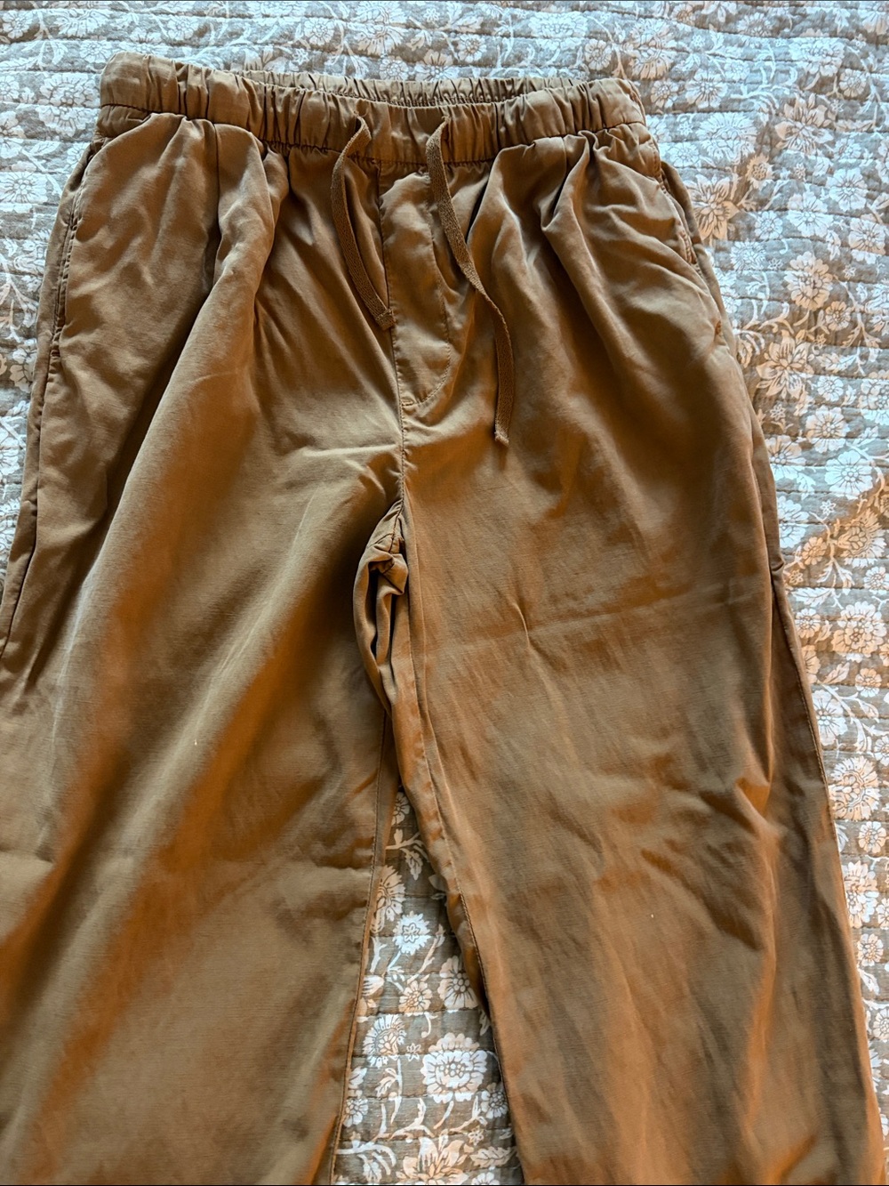Zara Cropped Drawstring Pants in Brown